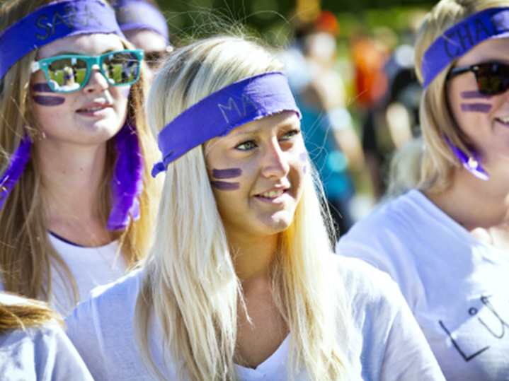 Kårobligatoriet avskaffas. Efter 30 juni behöver studenter på universitet och högskolor inte gå med i studentkåren. Obligatoriskt medlemskap i de dåvarande nationsföreningarna infördes 1667. Studentkårerna betyder mycket för Mittuniversitetet och studentlivet.  Bilden från en av många introduktionsaktiviteter för nya studenter.