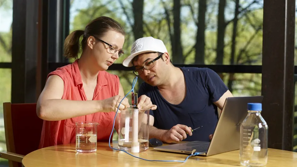 Elektronikstudenter